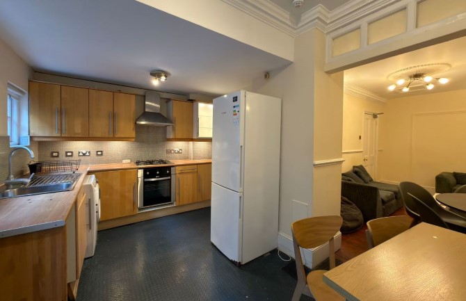 108 Newark Street, Whitechapel, London, E1 2ES