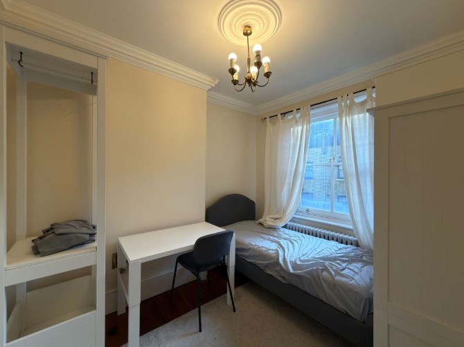 108 Newark Street, Whitechapel, London, E1 2ES