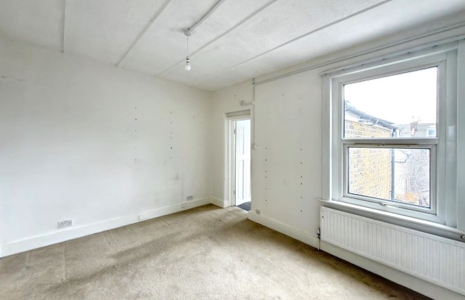 50 Eleanor Road, Bounds Green, London, N11 2QS