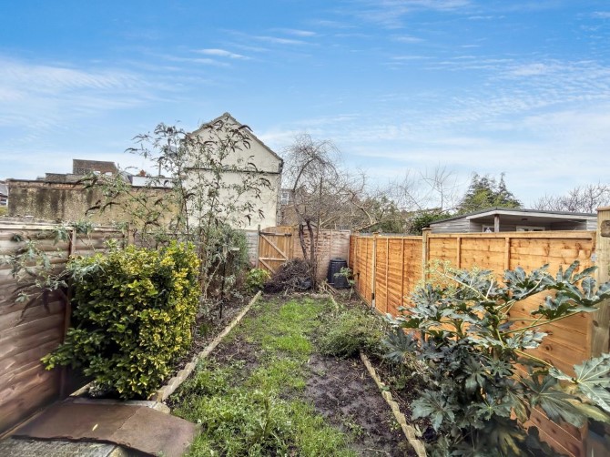 50 Eleanor Road, Bounds Green, London, N11 2QS