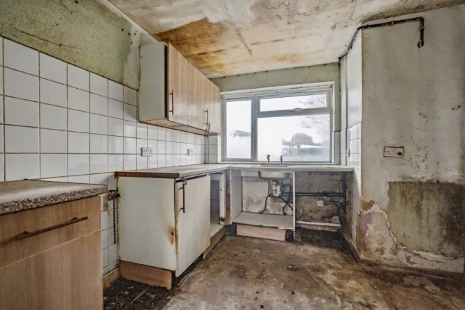 18 Simpson Road, Snodland, Kent, ME6 5QF