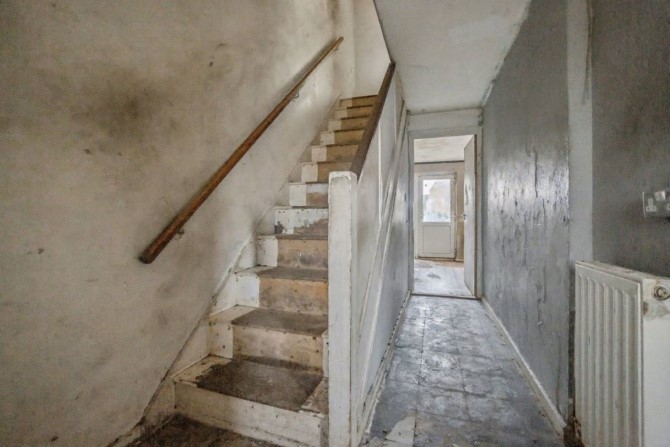 18 Simpson Road, Snodland, Kent, ME6 5QF