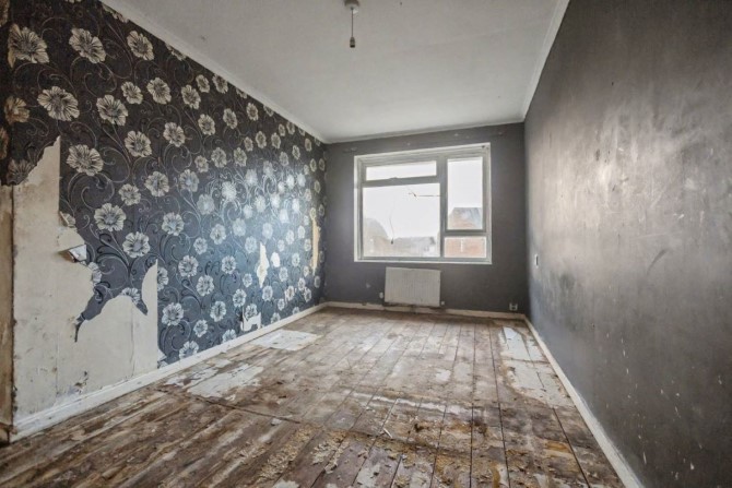 18 Simpson Road, Snodland, Kent, ME6 5QF