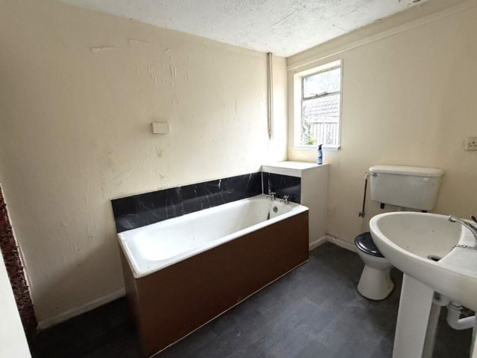 32 Edinburgh Gardens, Braintree, Essex, CM7 9LH