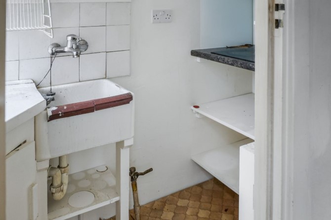 Flat E53 Du Cane Court, Balham High Road, Balham, London, SW17 7JL