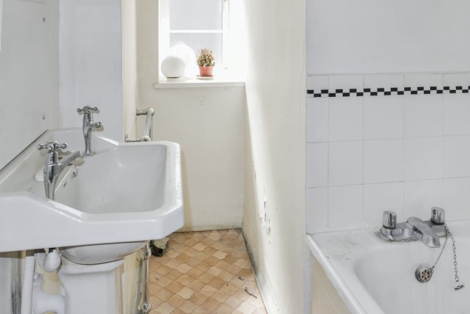 Flat E53 Du Cane Court, Balham High Road, Balham, London, SW17 7JL