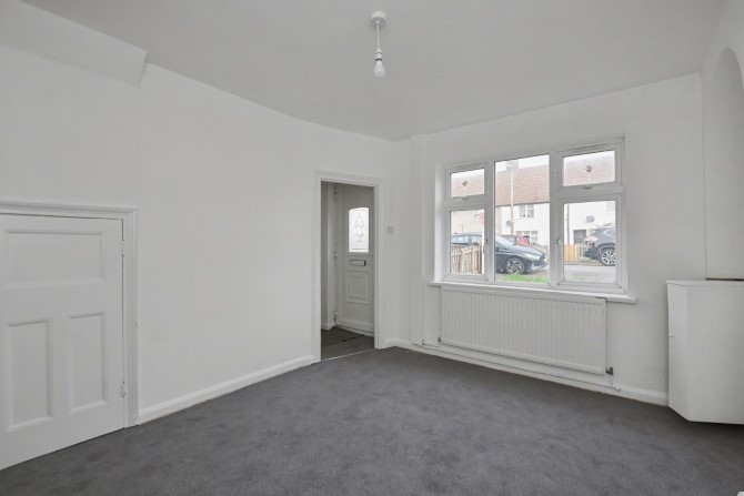 3 Christchurch Road, Tilbury, Essex, RM18 8XP