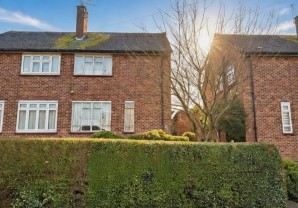 Property for Auction in London - 11 Broadwater Gardens, Harefield, Uxbridge, Middlesex, UB9 6AL