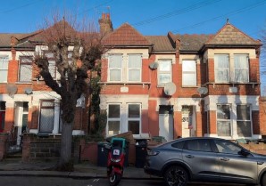 Property for Auction in London - 3A Elmhurst Road, Tottenham, London, N17 6RQ