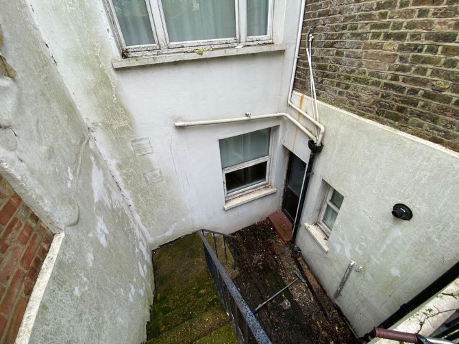 Garden Flat, 31 Thurlow Park Road, Lambeth, London, SE21 8JP