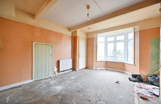 43 Innes Road, Horsham, West Sussex, RH12 4JQ