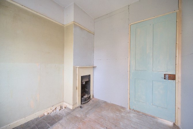 43 Innes Road, Horsham, West Sussex, RH12 4JQ