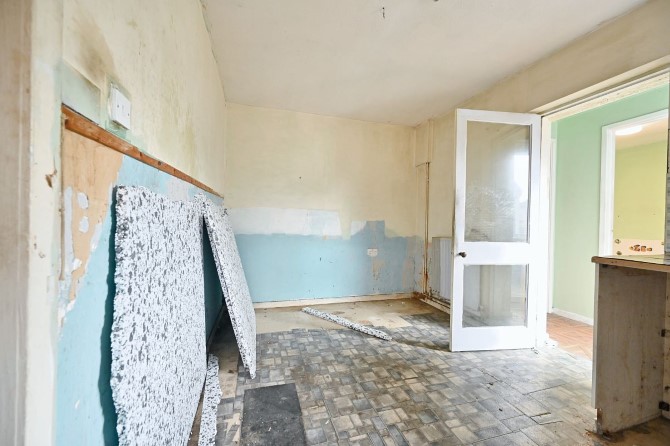 43 Innes Road, Horsham, West Sussex, RH12 4JQ