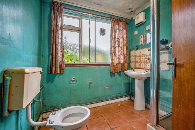 50 Edinburgh Road, Chatham, Kent, ME4 5BZ