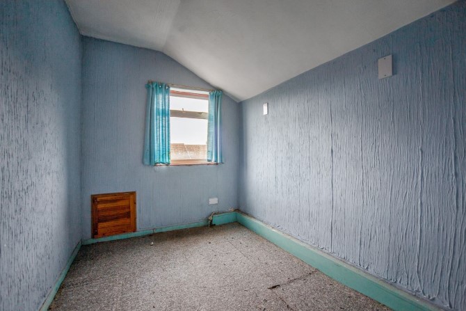 50 Edinburgh Road, Chatham, Kent, ME4 5BZ