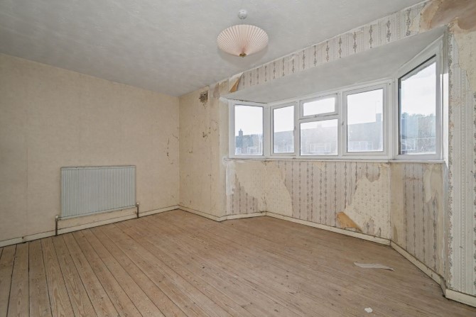 24 Wilwood Road, Bracknell, Berkshire, RG42 1SL