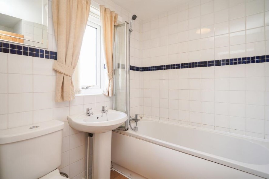 49 Church Lane, Calow, Chesterfield, Derbyshire, S44 5AL