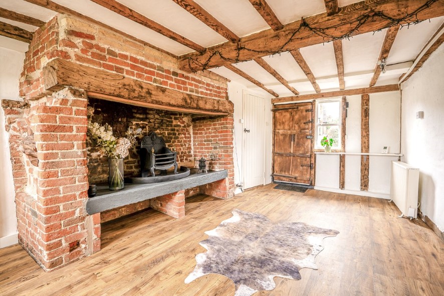 Brookside, Lower Green, Denston, Newmarket, Suffolk CB8 8PN