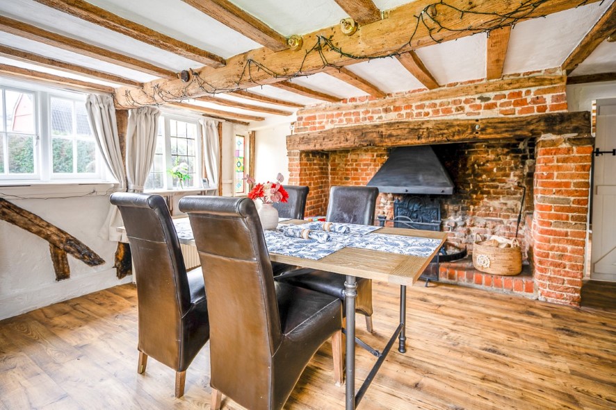 Brookside, Lower Green, Denston, Newmarket, Suffolk CB8 8PN