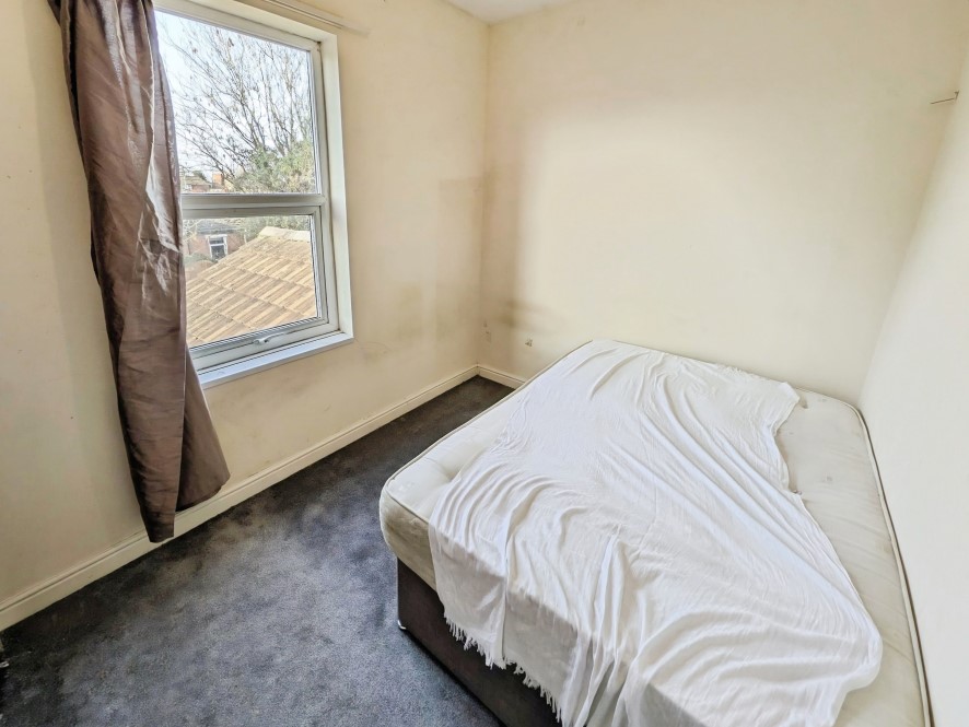 12 Latham Road, Earlsdon, Coventry, West Midlands CV5 6HR