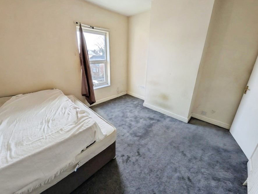 12 Latham Road, Earlsdon, Coventry, West Midlands CV5 6HR