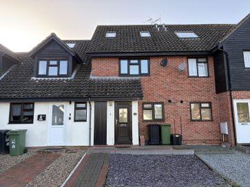 Property for Auction in East Anglia - 7 Trail Quay Cottages, Marsh Road, Hoveton, Norwich, Norfolk NR12 8UH