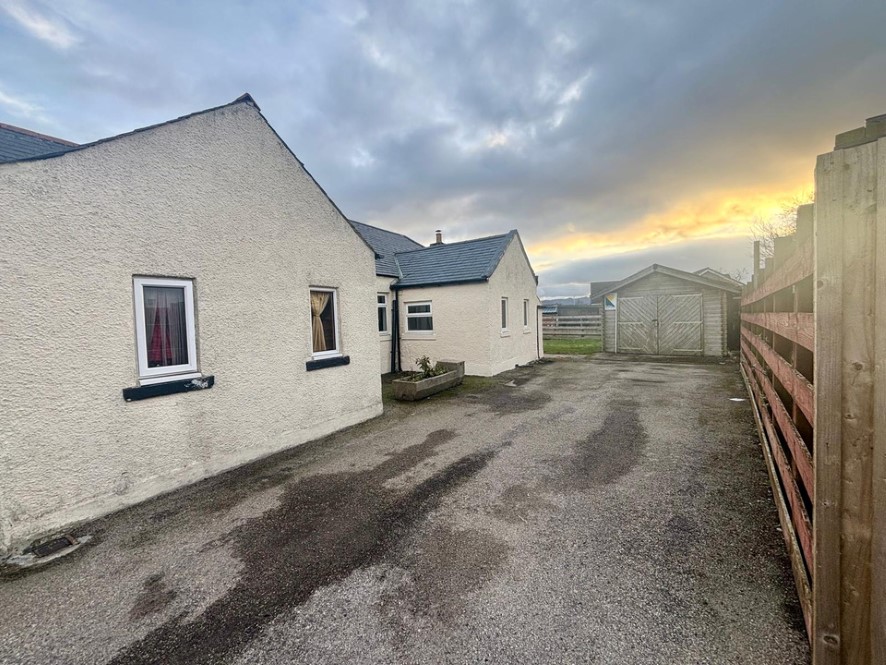 Garden Cottage, Meikle Wartle, Inverurie, Aberdeenshire AB51 5AA