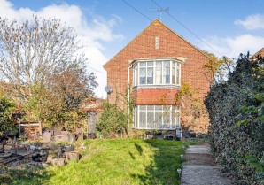 Property for Auction in London - 16 Roedean Road, Worthing, West Sussex, BN13 2BP