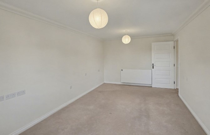 Flat 33 Chiltern Lodge, Longwick Road, Princes Risborough, Buckinghamshire, HP27 9EP