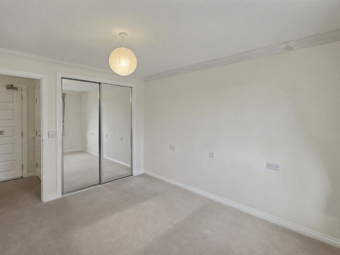 Flat 33 Chiltern Lodge, Longwick Road, Princes Risborough, Buckinghamshire, HP27 9EP