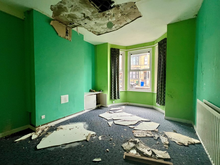 219 Waterloo Road, Stoke-On-Trent, West Midlands ST6 2HS