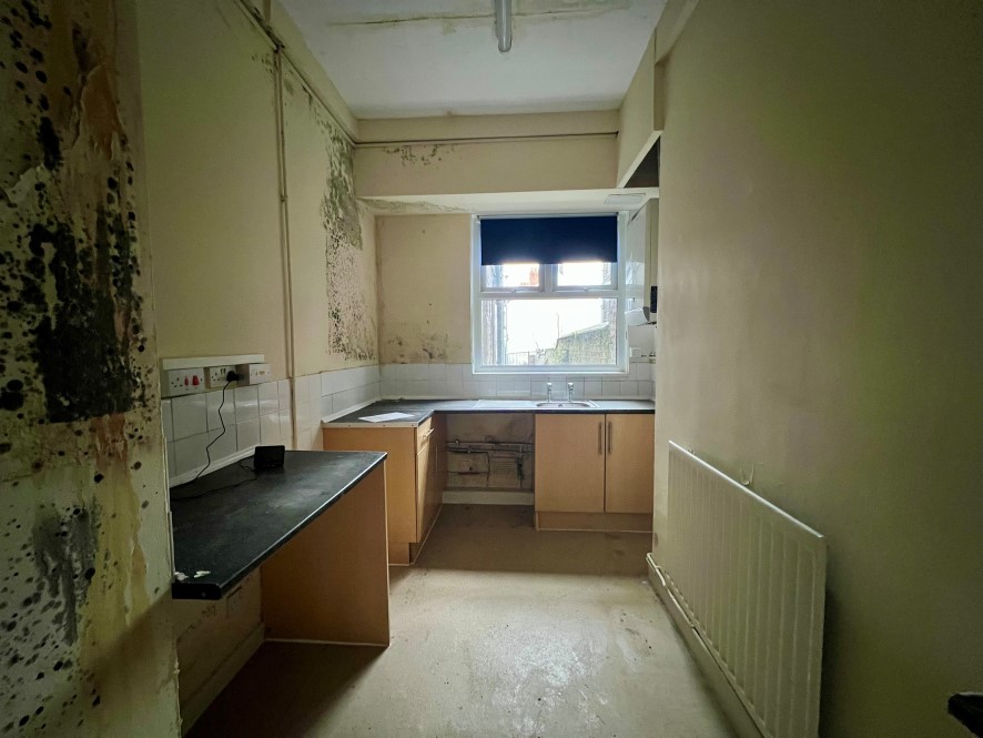 219 Waterloo Road, Stoke-On-Trent, West Midlands ST6 2HS