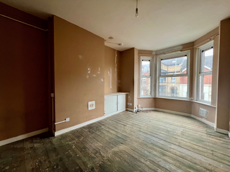 219 Waterloo Road, Stoke-On-Trent, West Midlands ST6 2HS