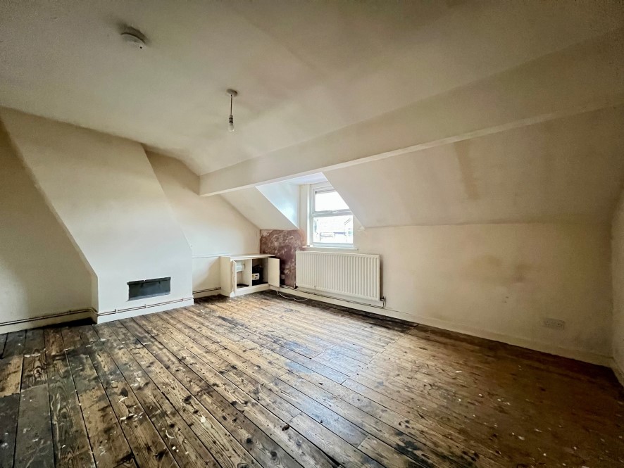 219 Waterloo Road, Stoke-On-Trent, West Midlands ST6 2HS