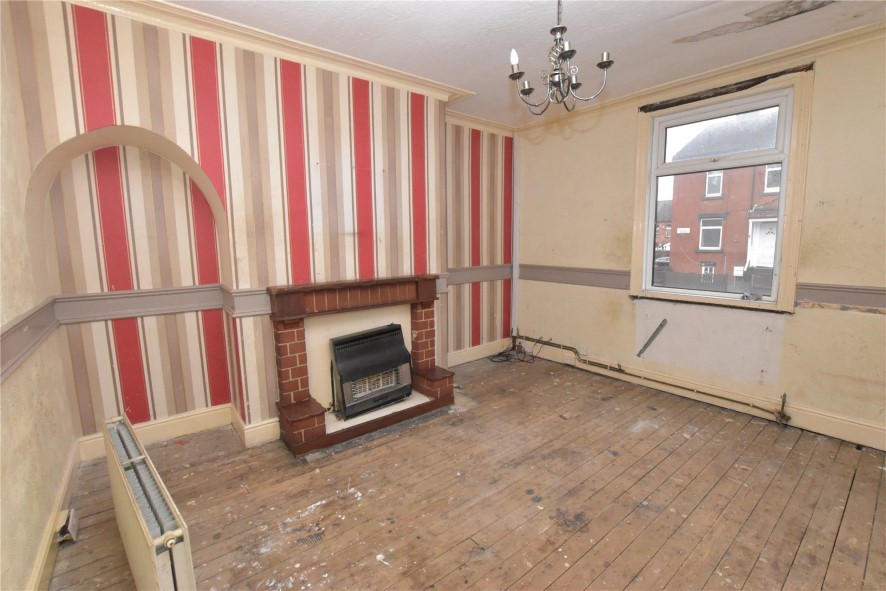 39 Longroyd Avenue, Leeds, West Yorkshire LS11 5EZ