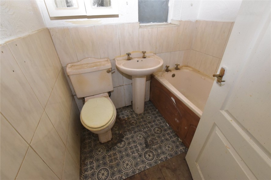 57 Compton Street, Bradford, West Yorkshire BD4 9NE