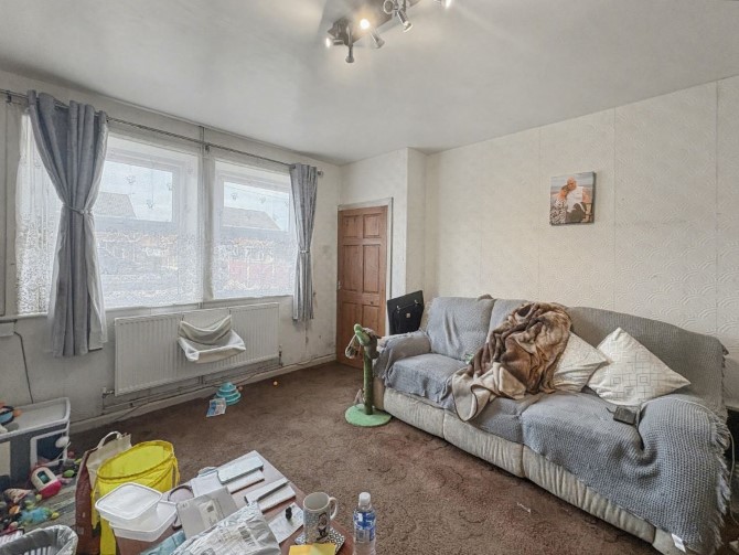 30 Asquith Avenue, Scunthorpe, South Humberside, DN17 4JH