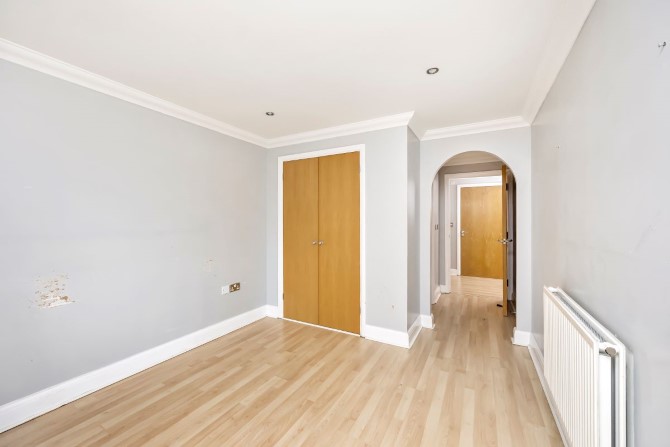 53 Dominica Court, Eastbourne, BN23 5TR