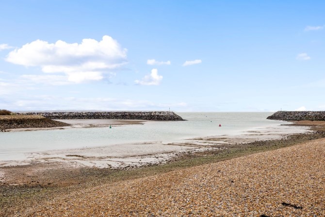 53 Dominica Court, Eastbourne, BN23 5TR