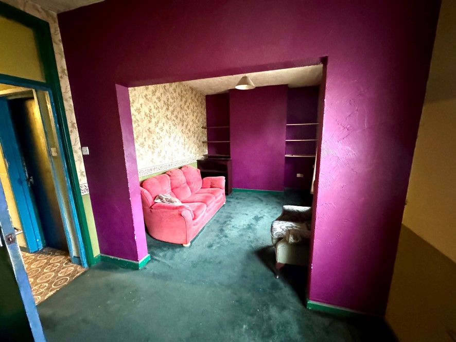 329 Uxbridge Street, Burton-On-Trent, Staffordshire DE14 3JS