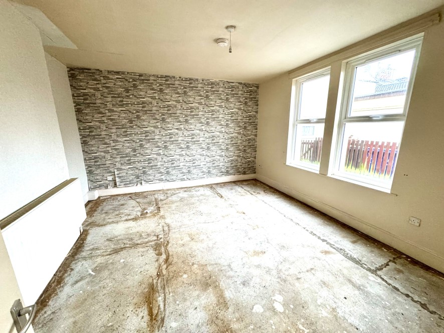 329 Uxbridge Street, Burton-On-Trent, Staffordshire DE14 3JS