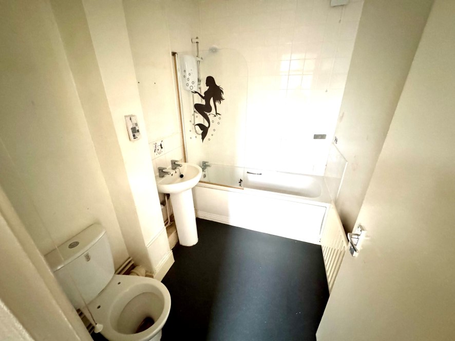 329 Uxbridge Street, Burton-On-Trent, Staffordshire DE14 3JS