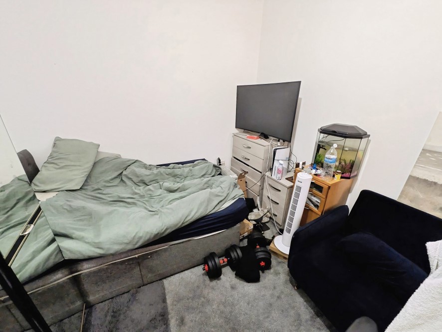 39, Park Road, Rugby, Warwickshire CV21 2QU