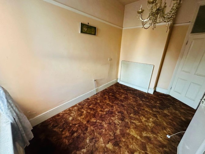 98 Victoria Road North, Southsea, Hampshire, PO5 1QE