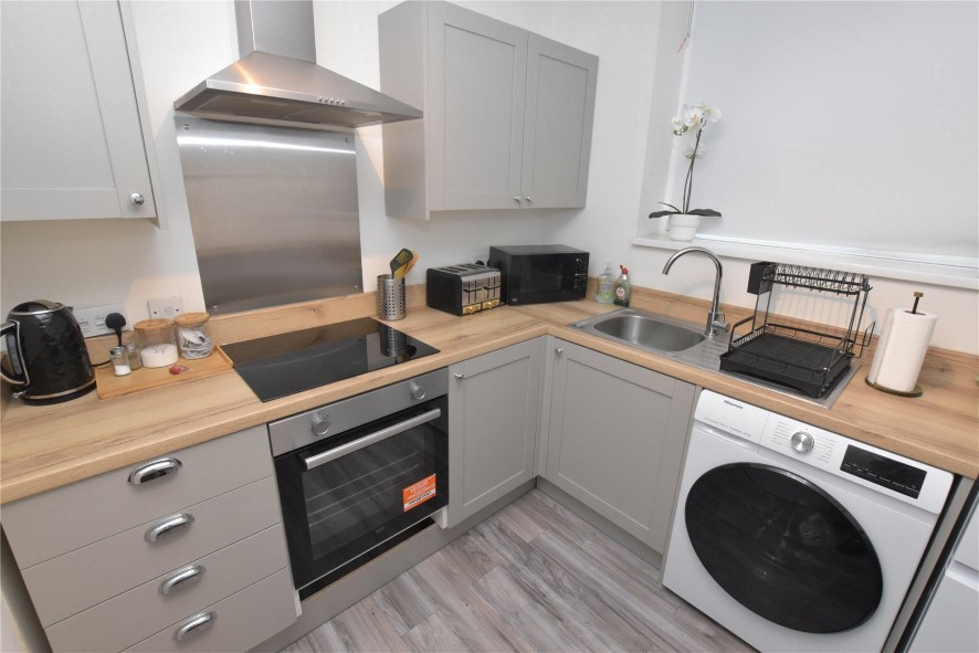 Flat 7, 19 Croft Street, Dewsbury, West Yorkshire WF13 1AR