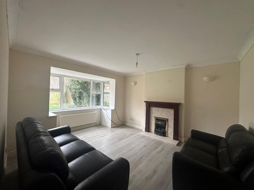 5 Winchester Close, North Wingfield, Chesterfield, Derbyshire, S42 5RT