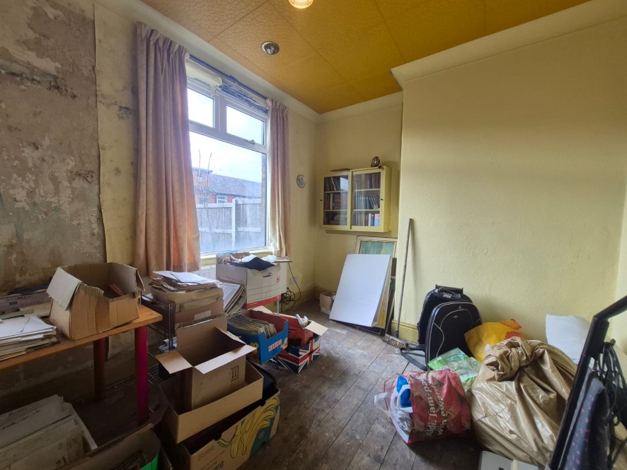 64 Langham Road, Oldham, OL8 1AX