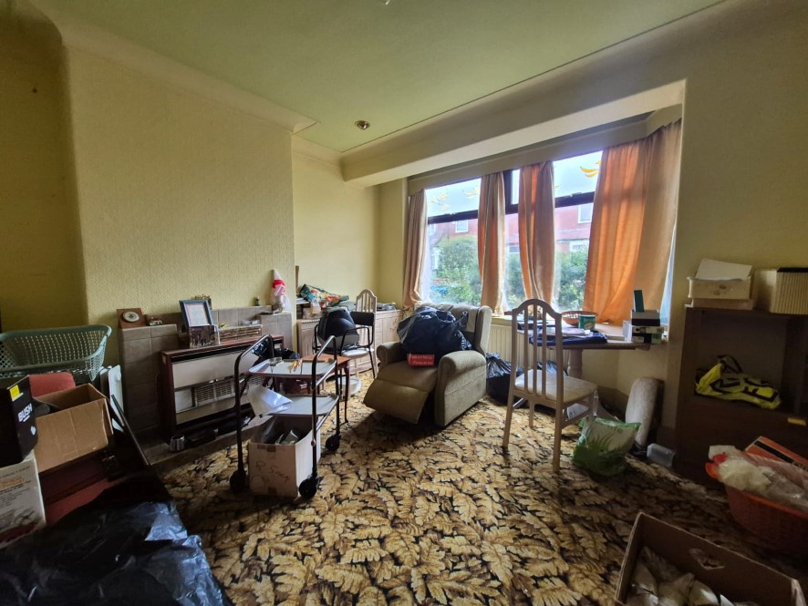 64 Langham Road, Oldham, OL8 1AX