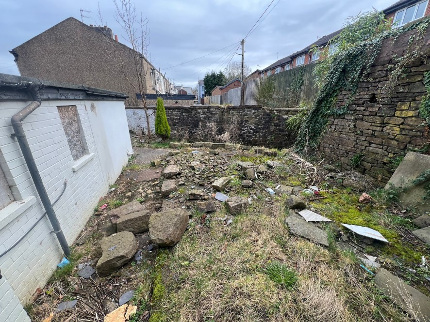 White Bull, 159-161 Livesey Branch Road, Blackburn, Lancashire, BB2 4QR