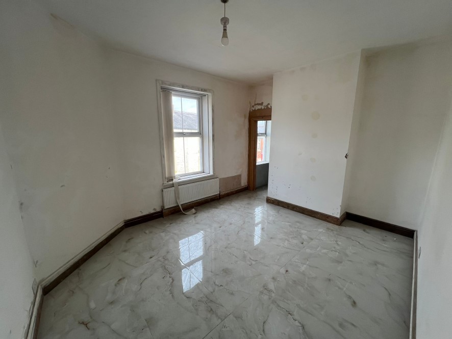 White Bull, 159-161 Livesey Branch Road, Blackburn, Lancashire, BB2 4QR